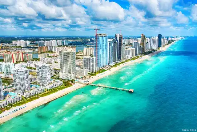 Miami: A Kaleidoscope of Culture, Art, and Tropical Allure